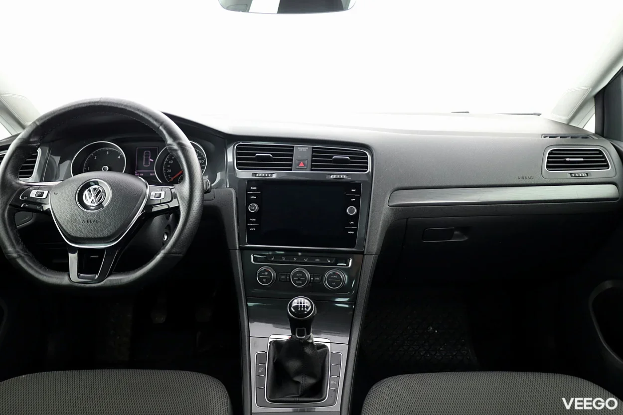 Volkswagen Golf 2.0 110kW