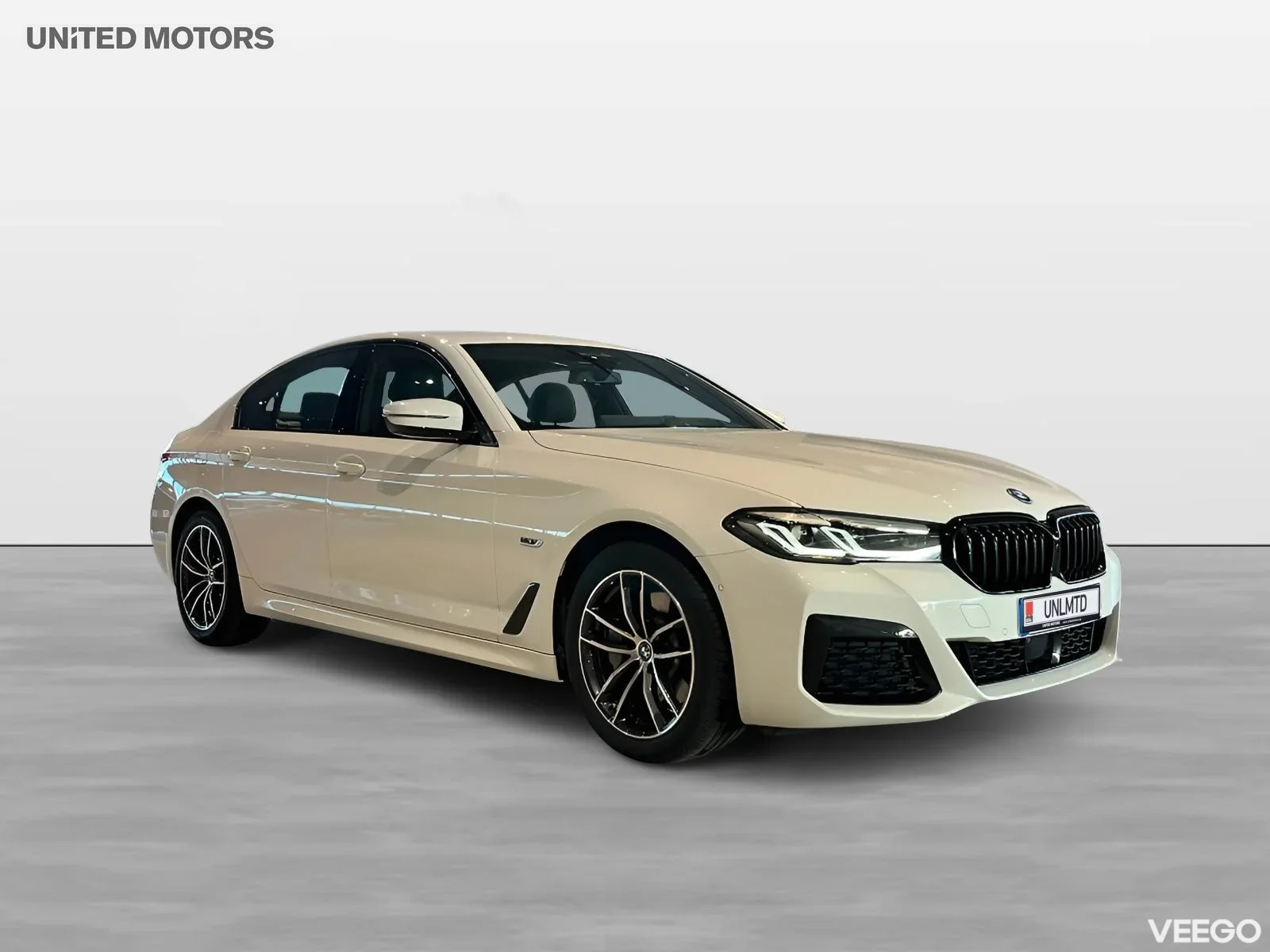 BMW 530 xDrive Sedan M Sport Head-Up Adapt. Farth 360 Drag 215kW
