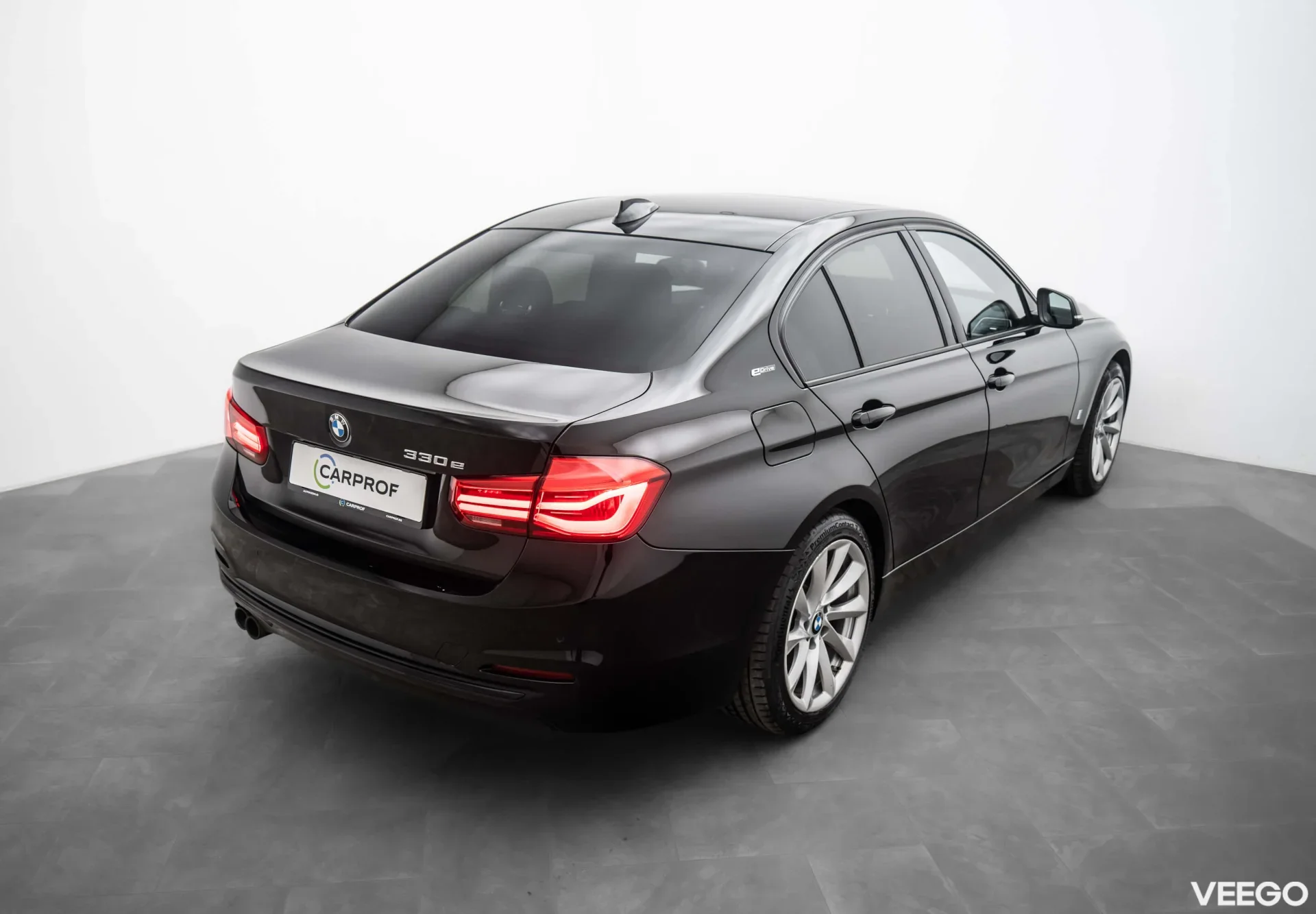 BMW 330 e iPerformance Sport Line 2.0 185kW
