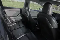 Tesla Model 3 Long Range 0.0 153kW thumbnail