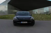 Tesla Model 3 Long Range 0.0 153kW thumbnail