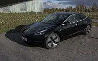 Tesla Model 3 Long Range 0.0 153kW thumbnail