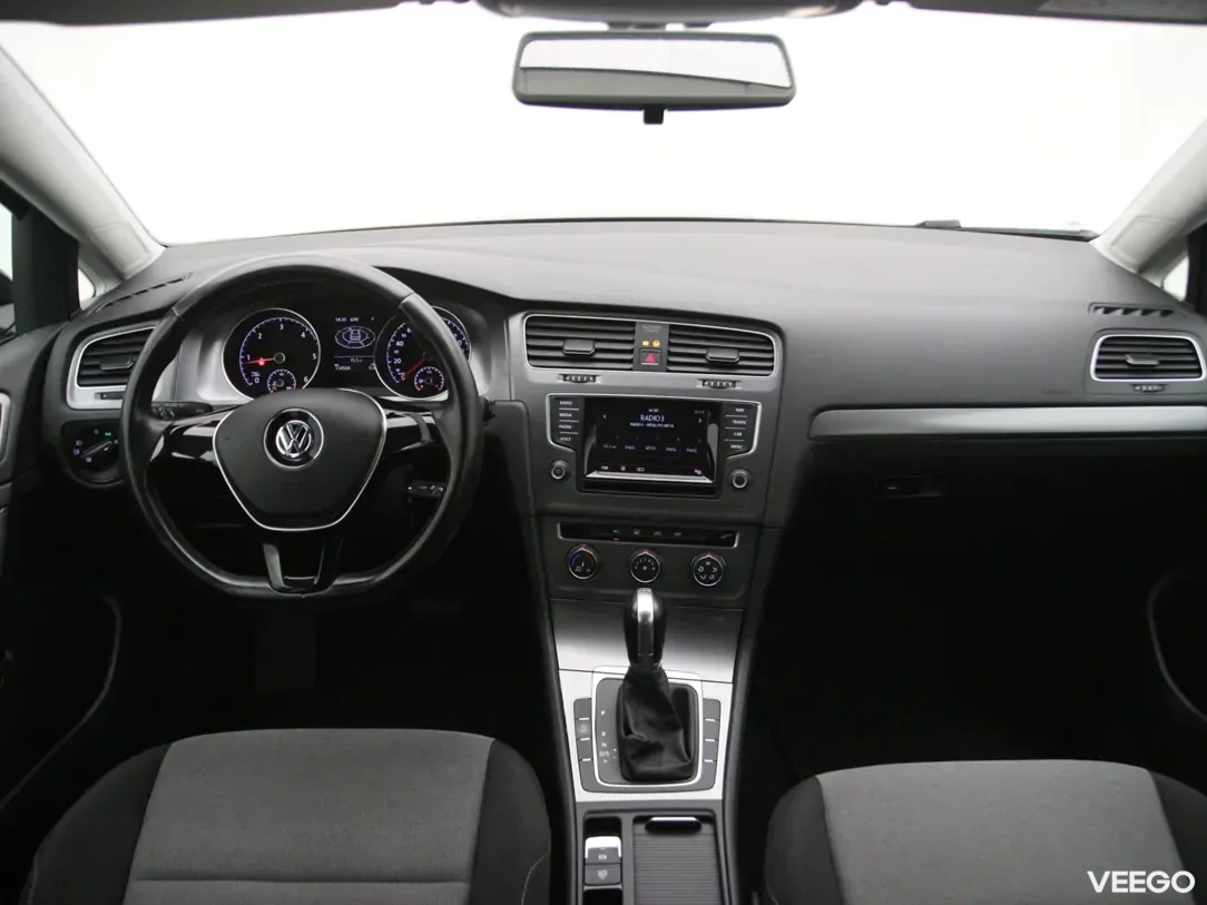 Volkswagen Golf 1.6 81kW