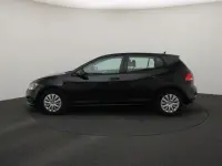 Volkswagen Golf 1.6 81kW thumbnail