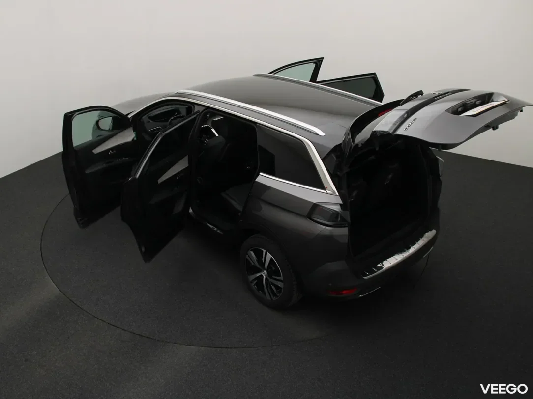 Peugeot 5008 1.5 96kW