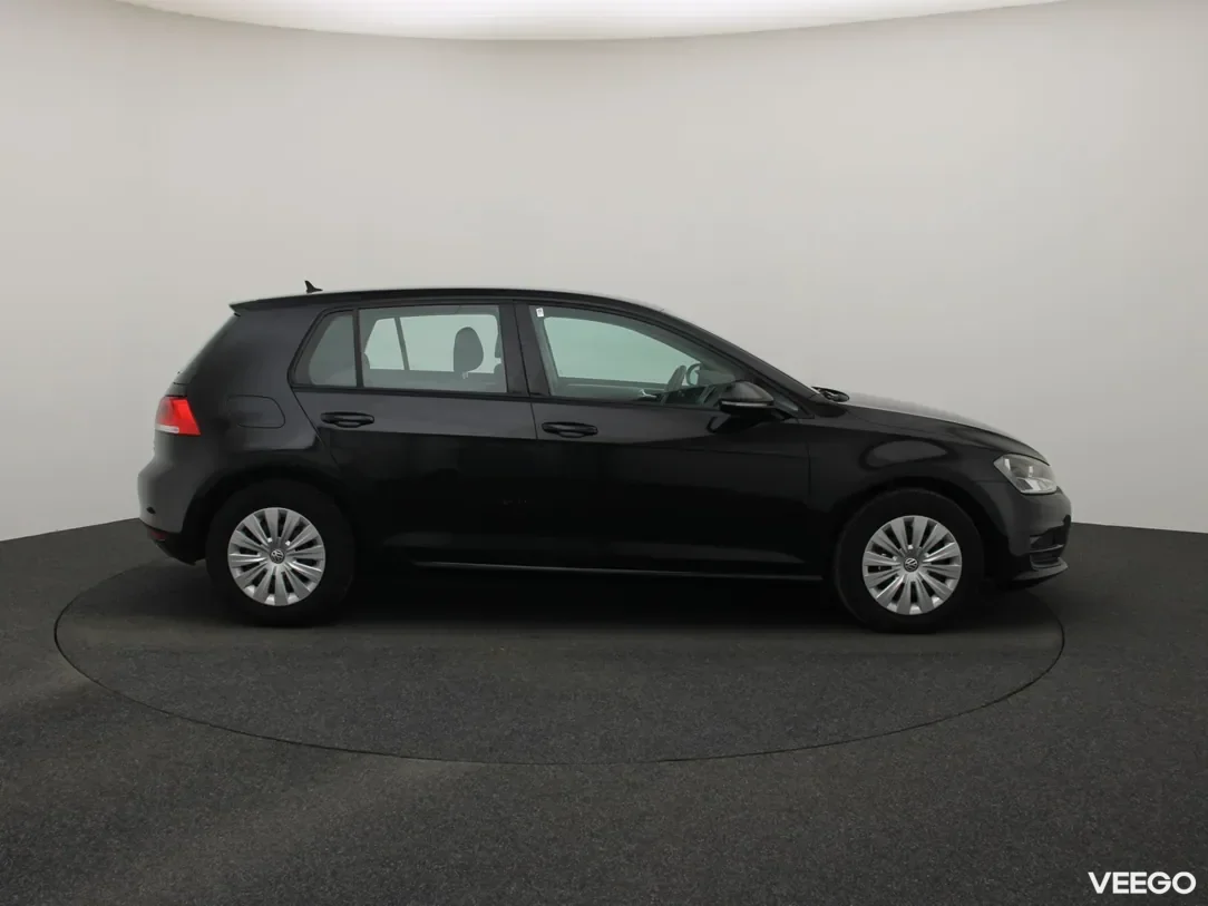 Volkswagen Golf 1.6 81kW