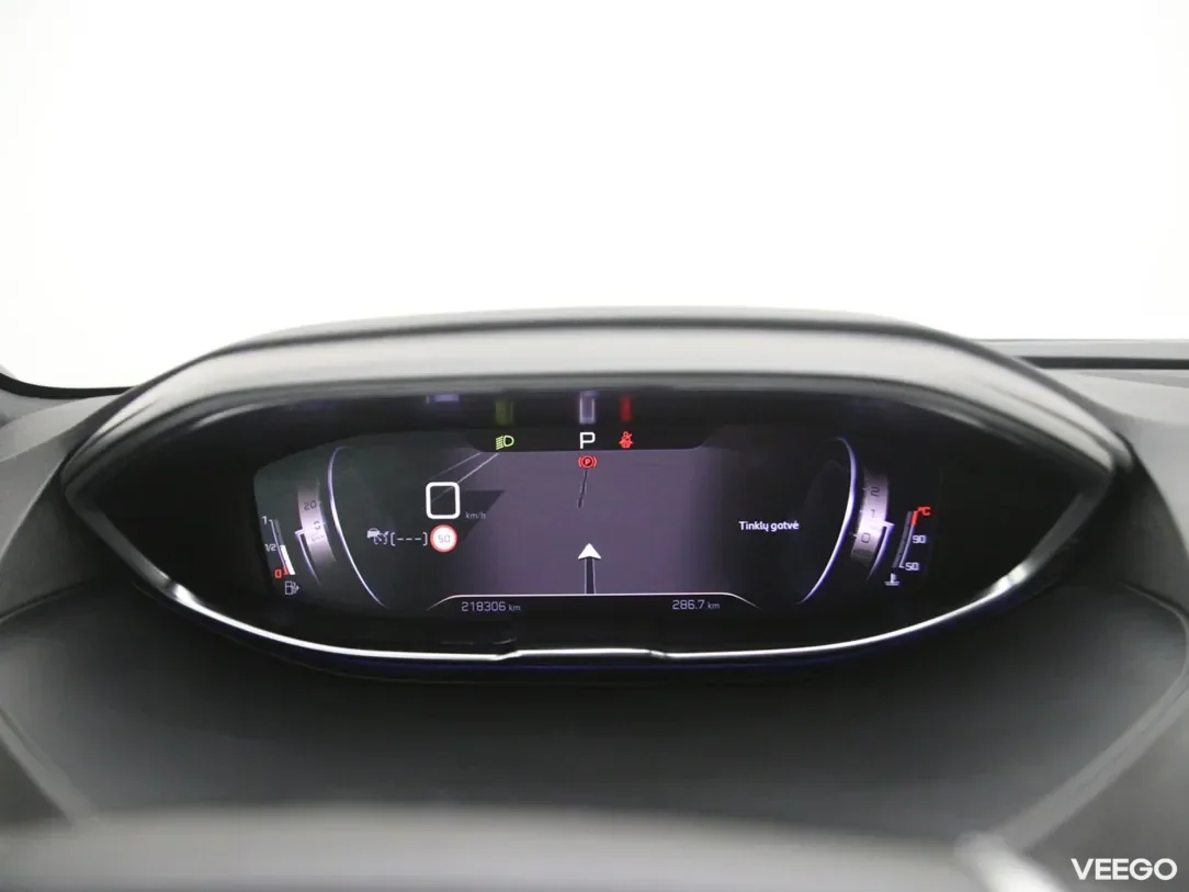 Peugeot 5008 1.5 96kW