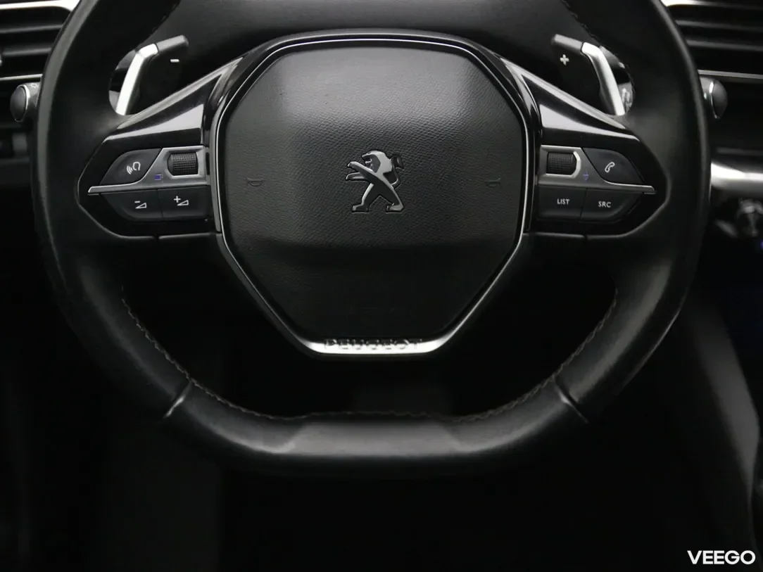 Peugeot 3008 1.2 96kW