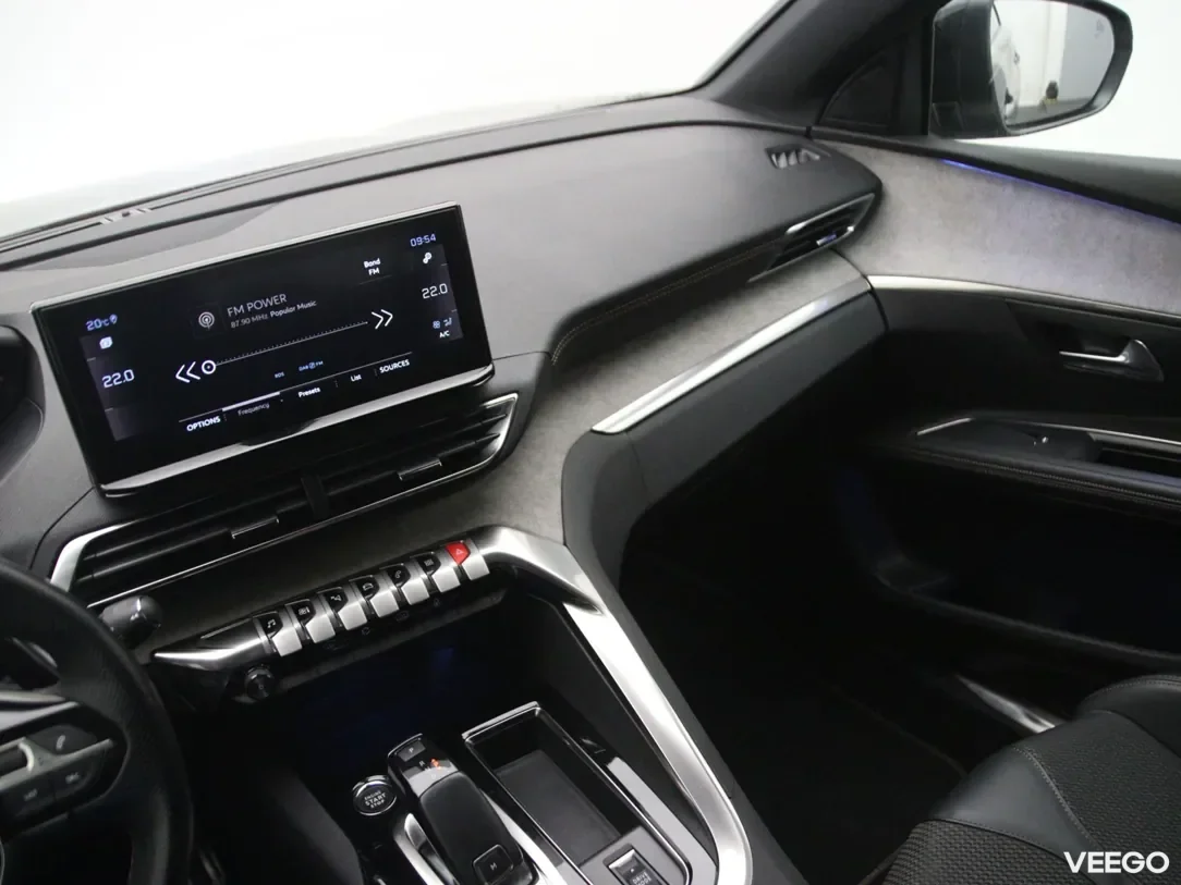 Peugeot 5008 1.5 96kW