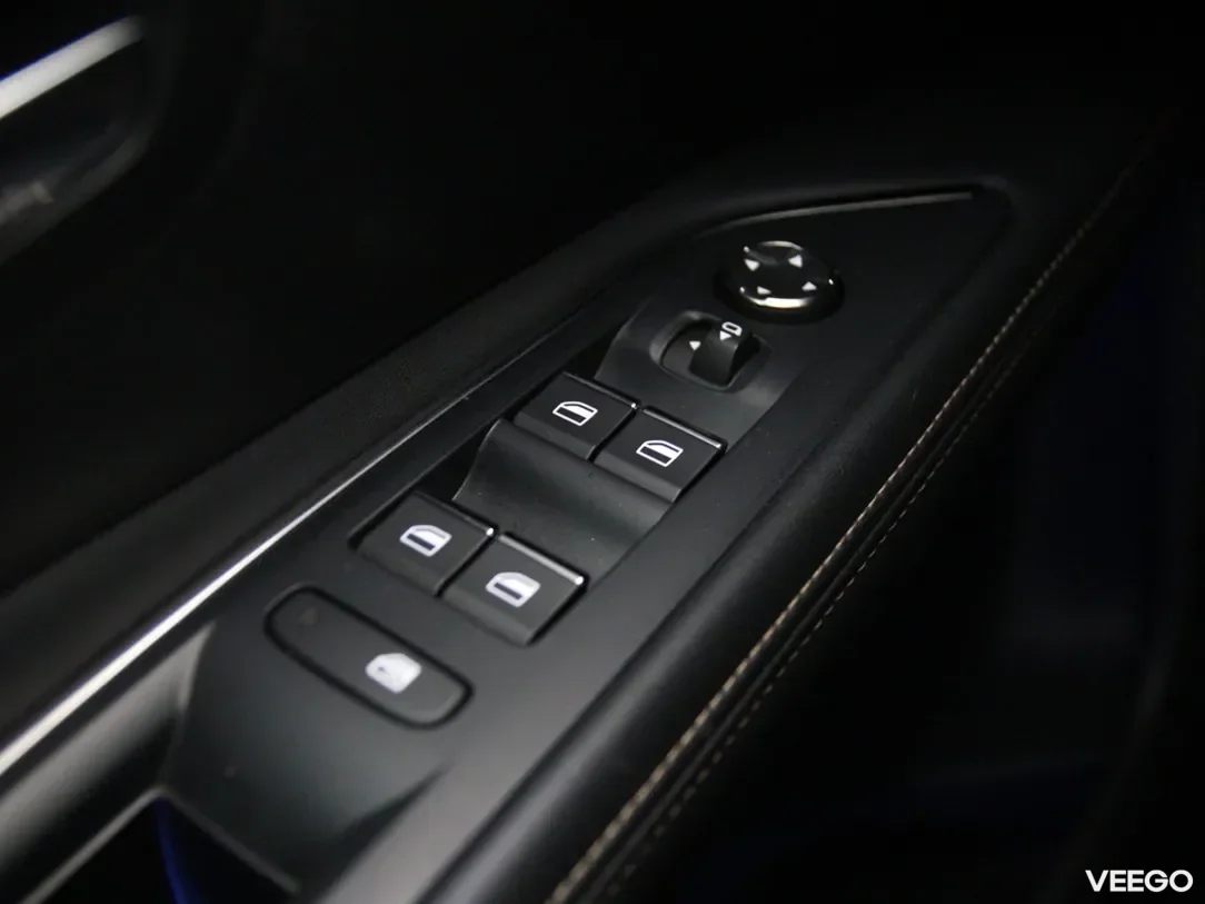 Peugeot 5008 1.5 96kW