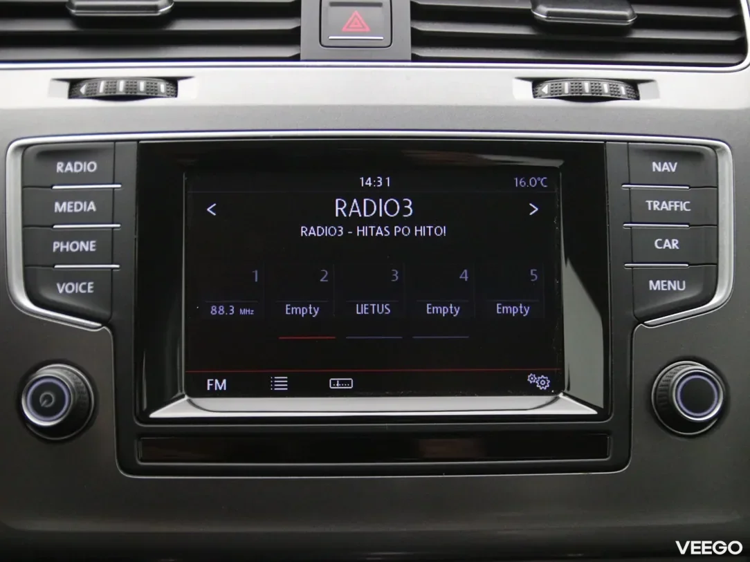 Volkswagen Golf 1.6 81kW