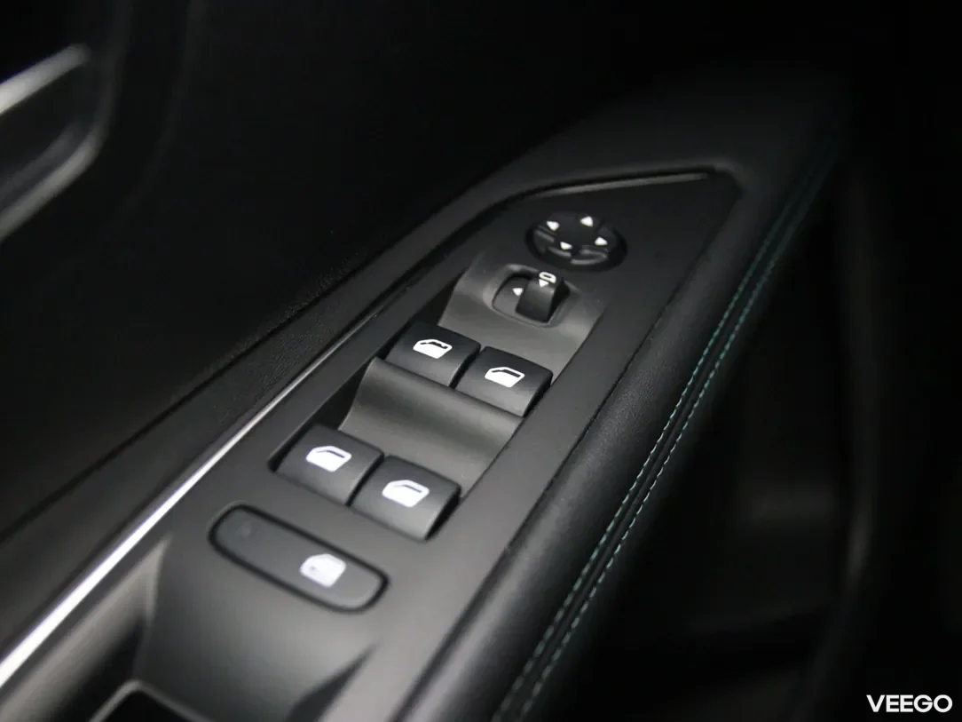 Peugeot 3008 1.2 96kW