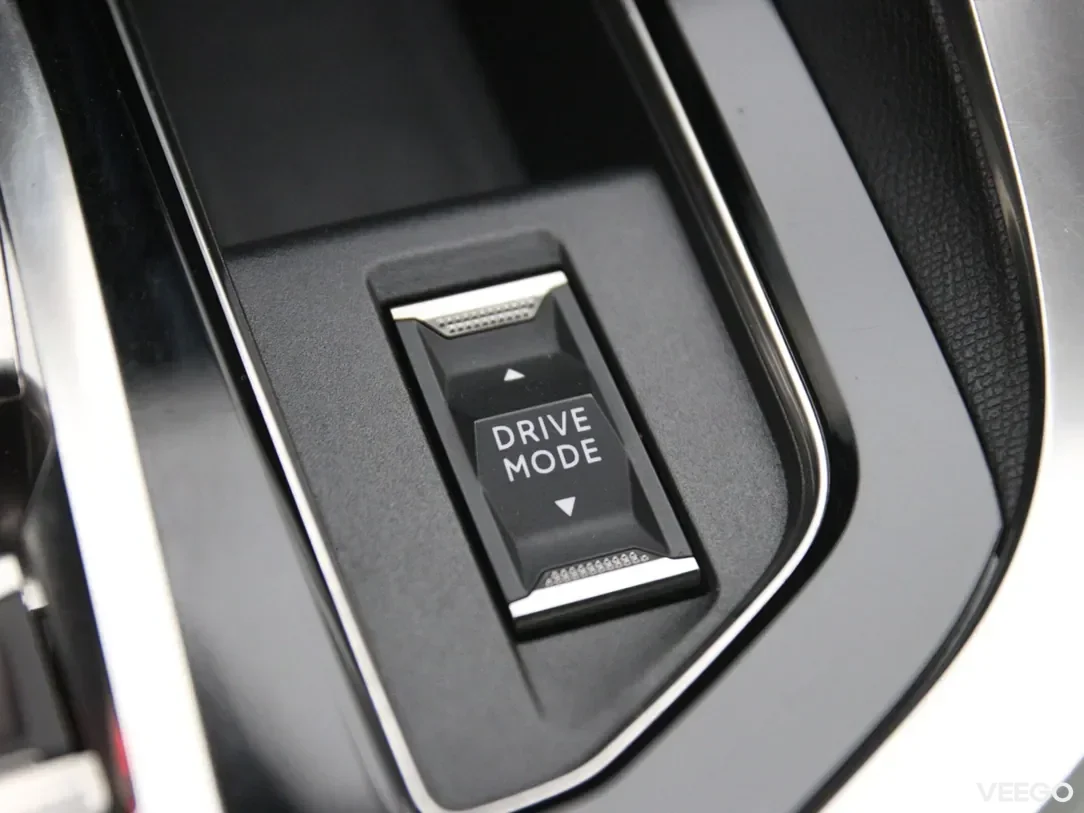 Peugeot 5008 1.5 96kW