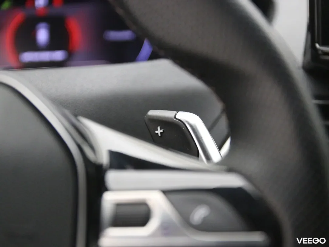 Peugeot 5008 1.5 96kW