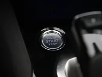 Peugeot 3008 1.2 96kW thumbnail