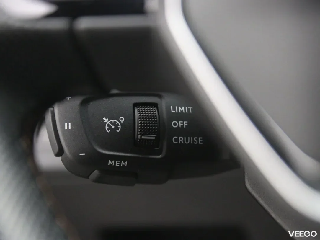 Peugeot 5008 1.5 96kW