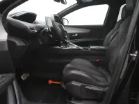 Peugeot 5008 2 133kW thumbnail