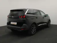 Peugeot 5008 2 133kW thumbnail