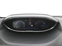 Peugeot 5008 2 133kW thumbnail