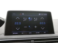 Peugeot 5008 2 133kW thumbnail