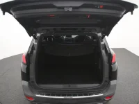 Peugeot 5008 2 133kW thumbnail