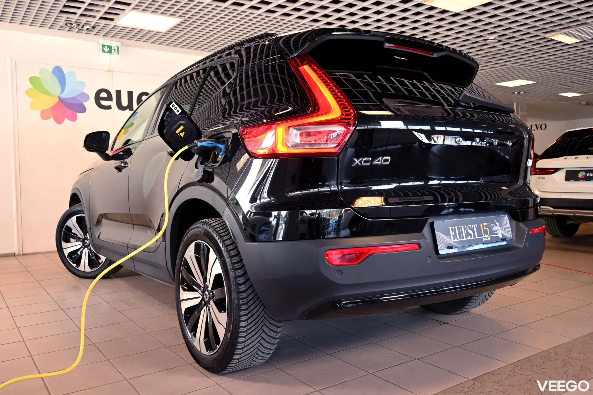 Volvo XC40 AWD P8 DARK PLUS INTELLI SAFE MY2023 FACELIFT 300kW