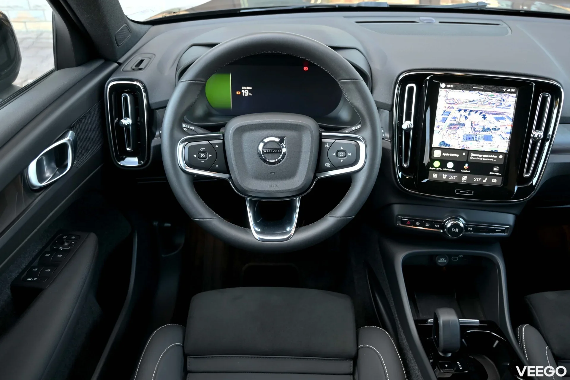 Volvo XC40 AWD P8 DARK PLUS INTELLI SAFE MY2023 FACELIFT 300kW