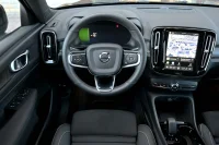 Volvo XC40 AWD P8 DARK PLUS INTELLI SAFE MY2023 FACELIFT 300kW thumbnail