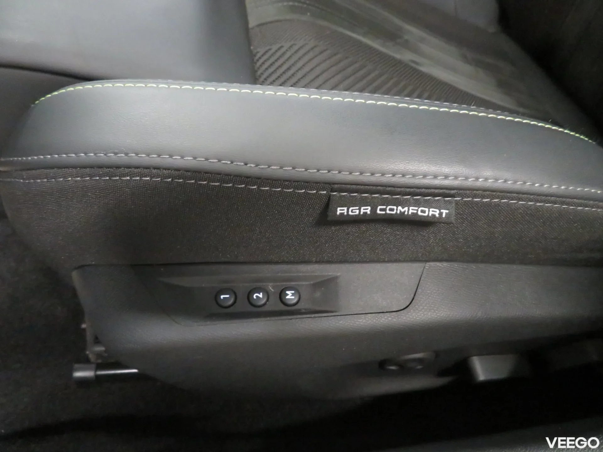 Peugeot 408 1.2 100kW