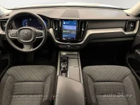 Volvo XC60 B4 AWD Momentum PRO MildHybrid 2 145kW thumbnail
