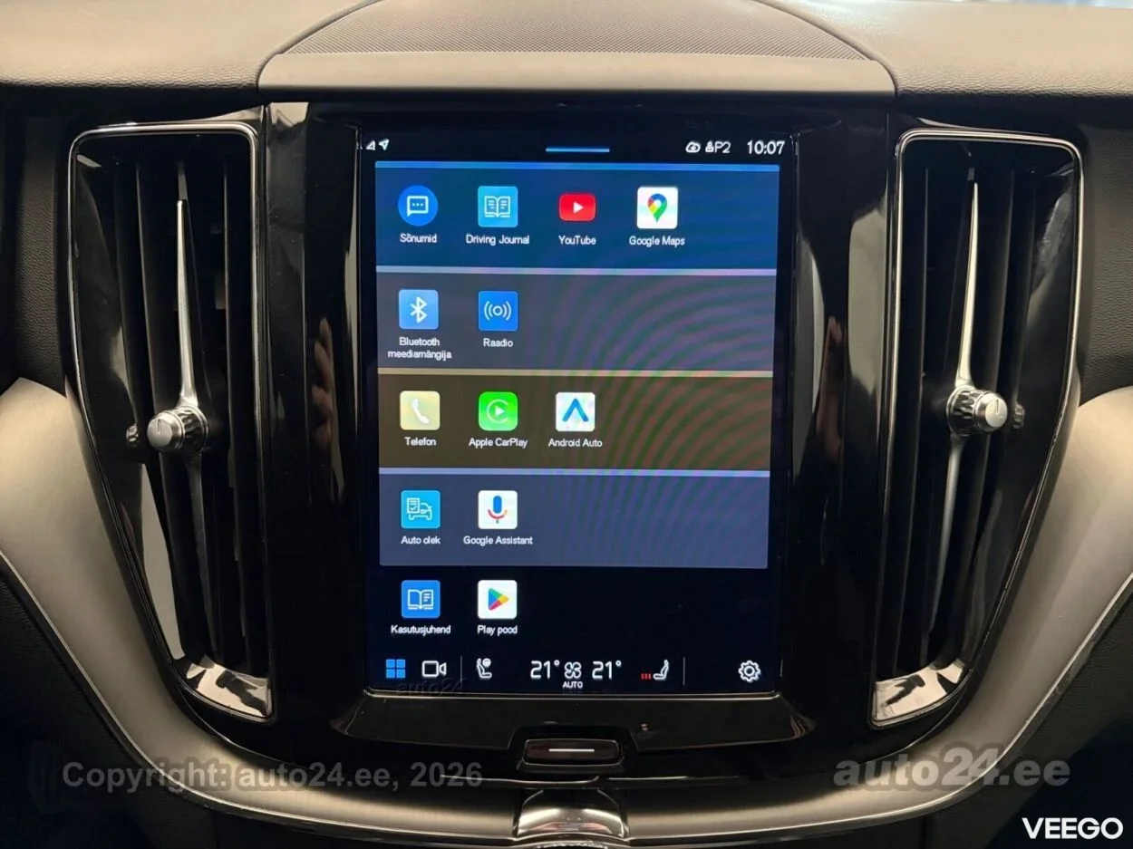 Volvo XC60 B4 AWD Momentum PRO MildHybrid 2 145kW