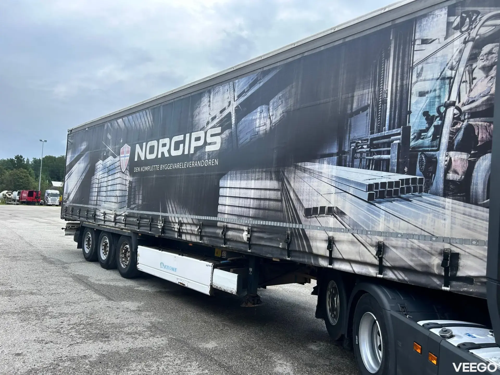 Krone SD LIFTING AXLE + EDSCHA ROOF