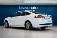 Ford Mondeo Hybrid 2 103kW thumbnail