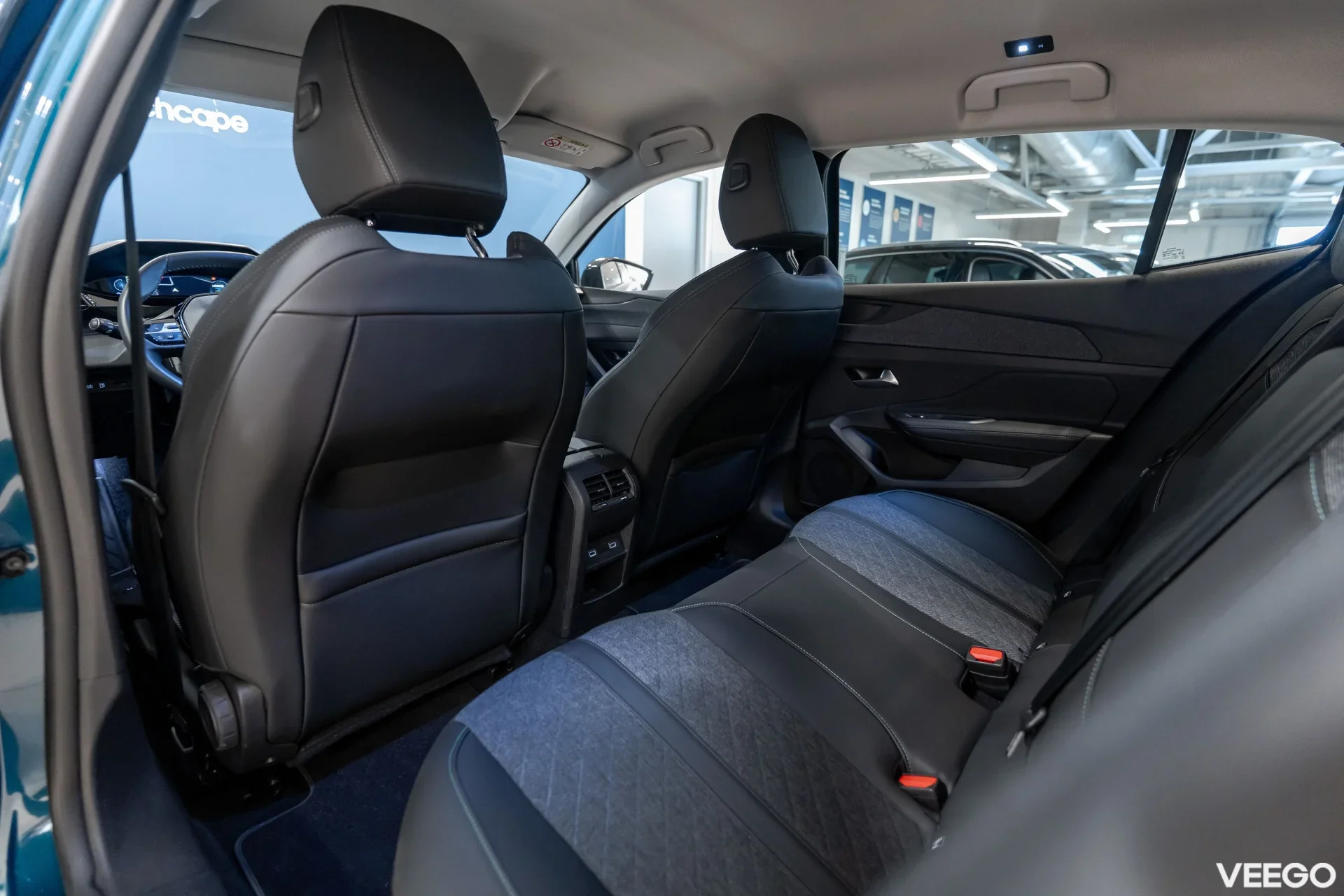 Peugeot 408 Phev ALLURE 1.6 110kW