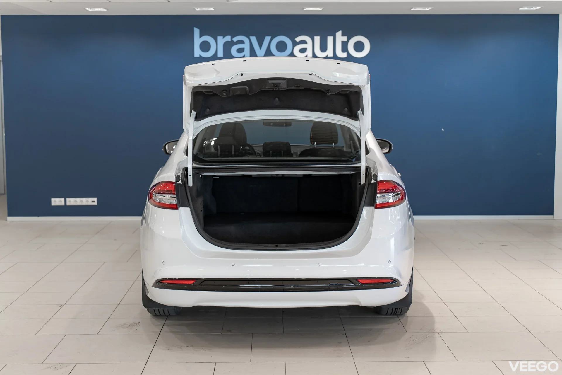 Ford Mondeo Hybrid 2 103kW