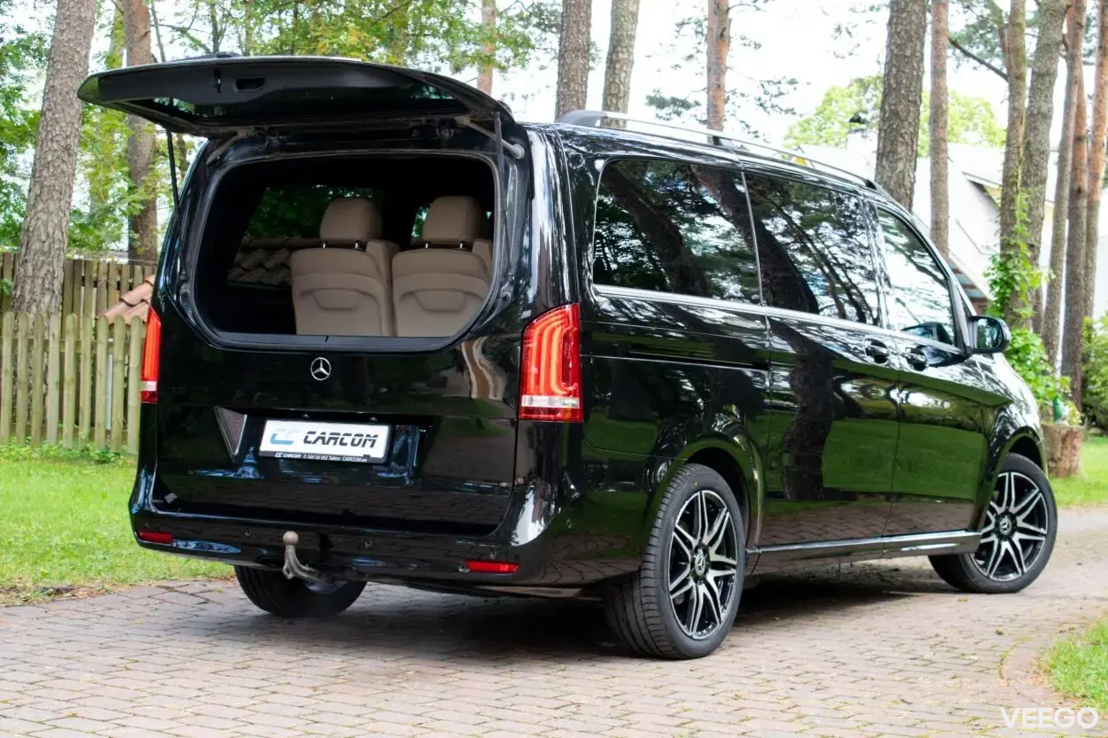 Mercedes-Benz V300 AMG Assist Wntr Long M1 N1 2 174kW