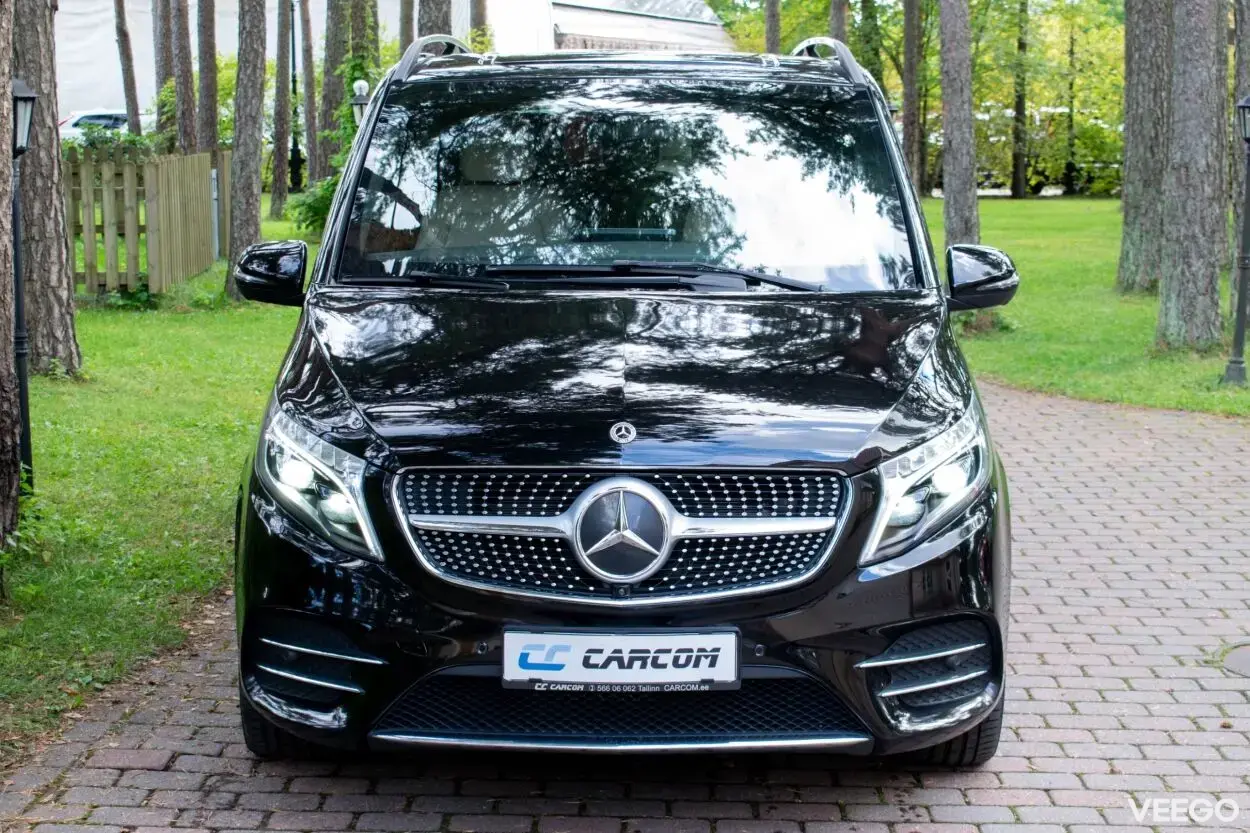 Mercedes-Benz V300 AMG Assist Wntr Long M1 N1 2 174kW