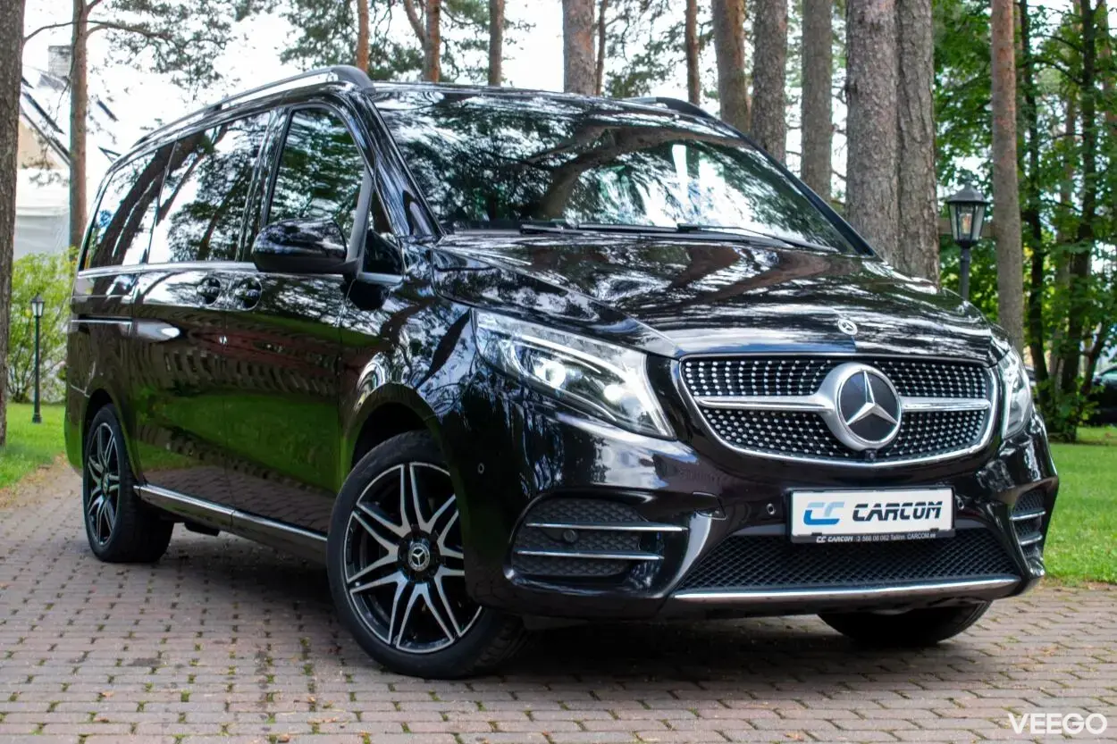 Mercedes-Benz V300 AMG Assist Wntr Long M1 N1 2 174kW
