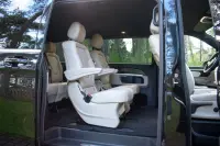 Mercedes-Benz V300 AMG Assist Wntr Long M1 N1 2 174kW thumbnail