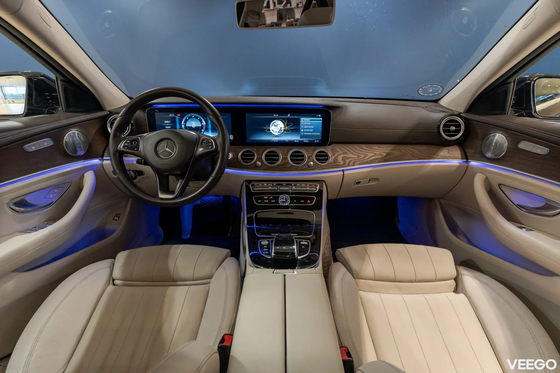 Mercedes-Benz E220 - 2 143kW