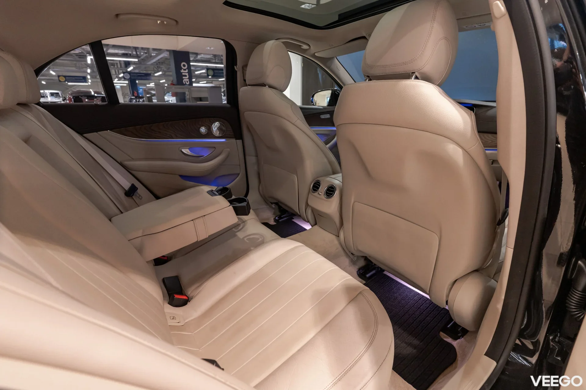 Mercedes-Benz E220 - 2 143kW