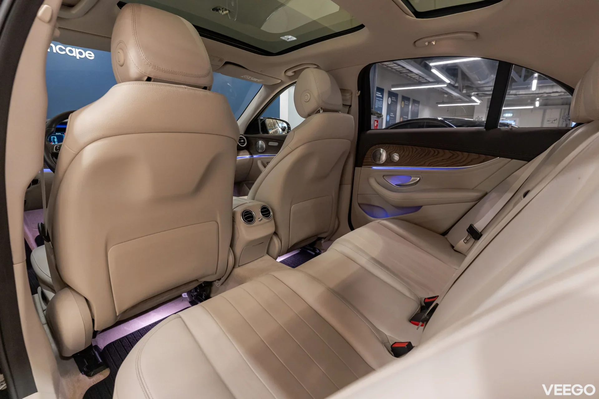 Mercedes-Benz E220 - 2 143kW