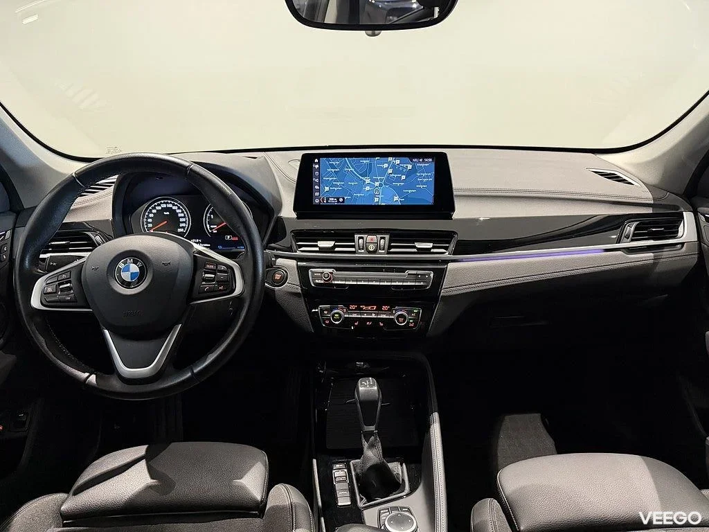 BMW X1 xDrive25e SportLine Head-Up Drag 18" LM Sportstolar