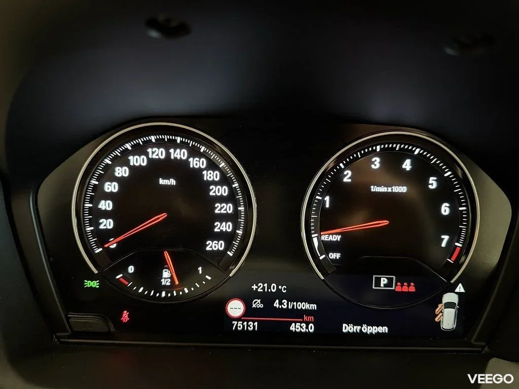 BMW X1 xDrive25e SportLine Head-Up Drag 18" LM Sportstolar