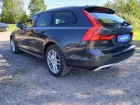 Volvo V90 Cross Country MOMENTUM 2.0 173kW thumbnail