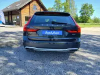 Volvo V90 Cross Country MOMENTUM 2.0 173kW thumbnail