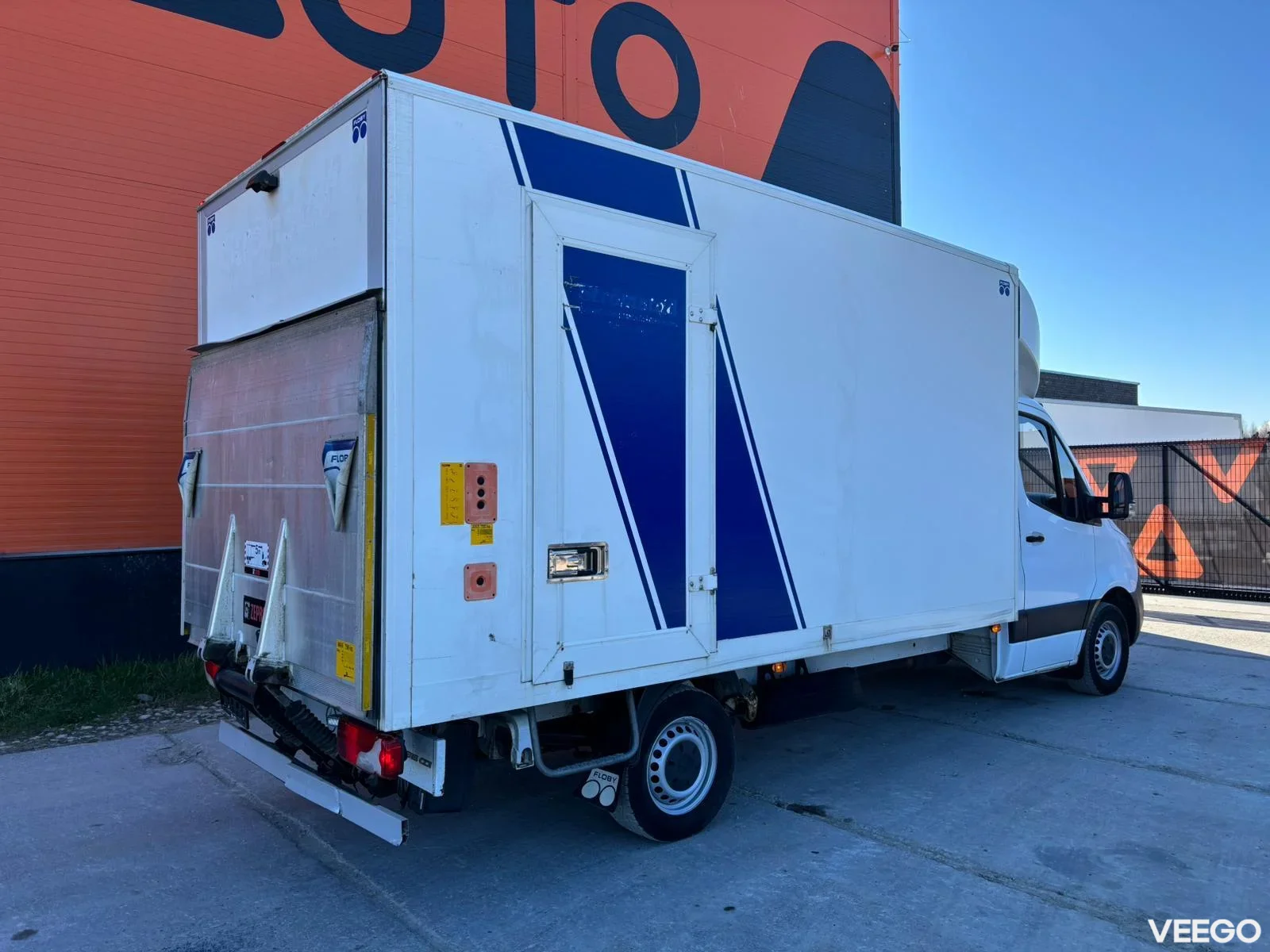 Mercedes-Benz Sprinter BOX L=4286 mm 160kW