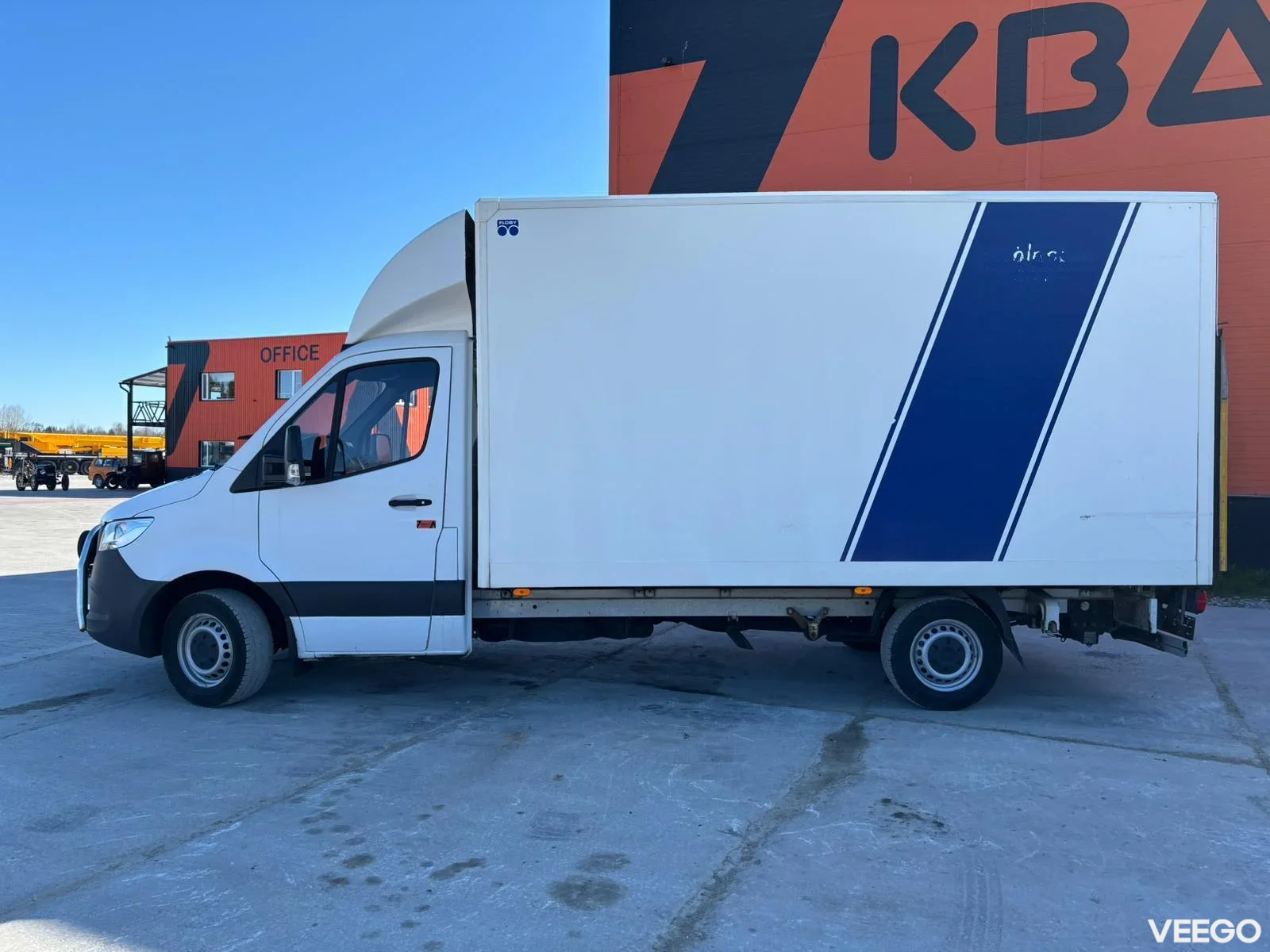 Mercedes-Benz Sprinter BOX L=4286 mm 160kW