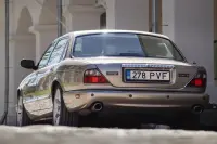 Jaguar XJ Daimler SuperV8 4.0 267kW thumbnail