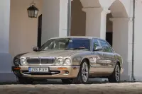 Jaguar XJ Daimler SuperV8 4.0 267kW thumbnail